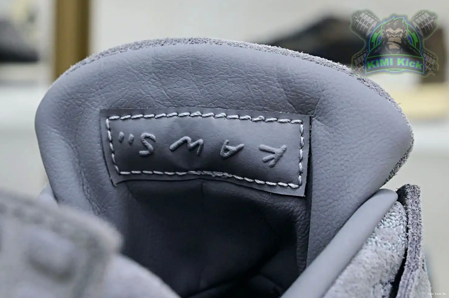 Kimikick retro Jordan kaws Air Jordan 4 0820